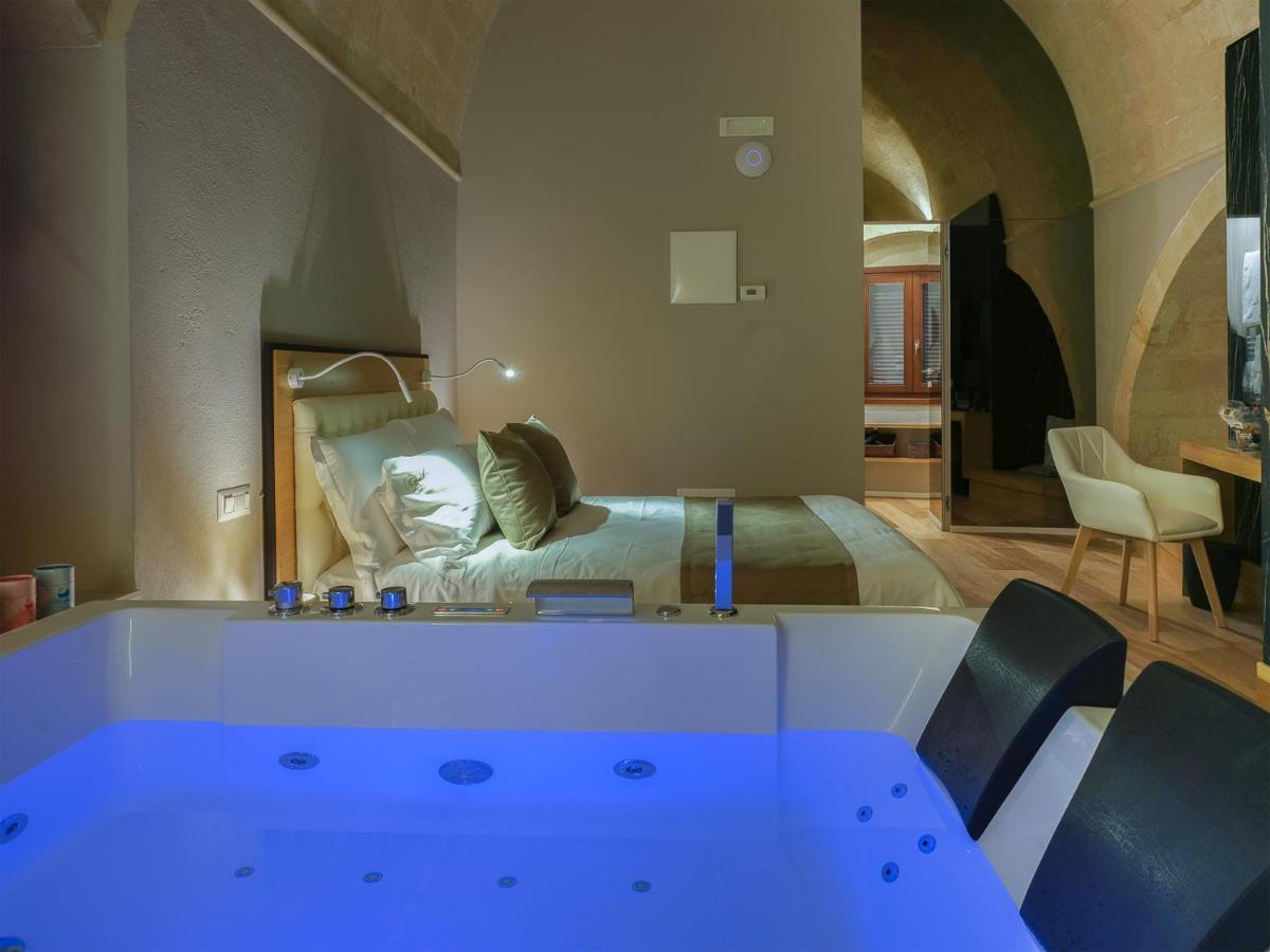 Saxaurea Villa Matera Bagian luar foto
